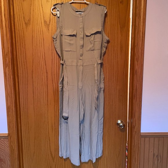 Simply Vera Vera Wang Pants - Khaki Jumpsuit Size XXL